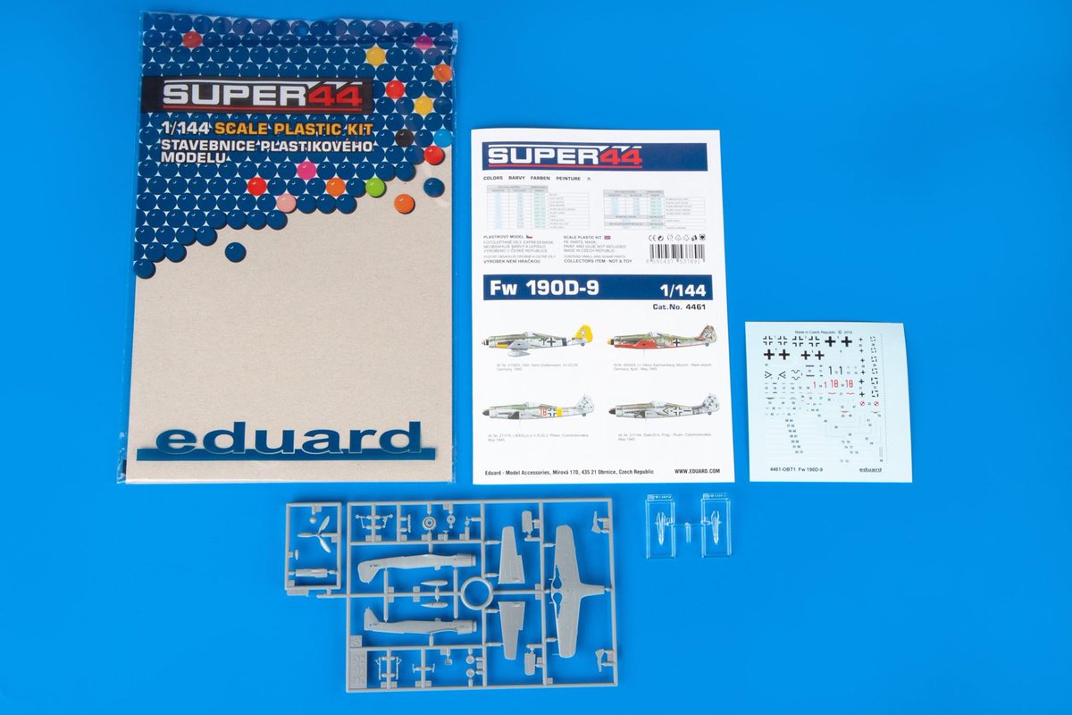 HobbyZERO1's tweet photo. SUPER44 in a new style!

Fw 190D-9 in 1/144 scale is the first SUPER44 kit in the new package!
June new release with cat. no. 4461 includes:

- plastic parts: Platz,
- decals (Eduard) for 4 colour schemes, 
- painting mask.

https://t.co/ON8SIYHnCi

#Super44
#Eduard
#Fw190D9 https://t.co/zETZdHMGZm