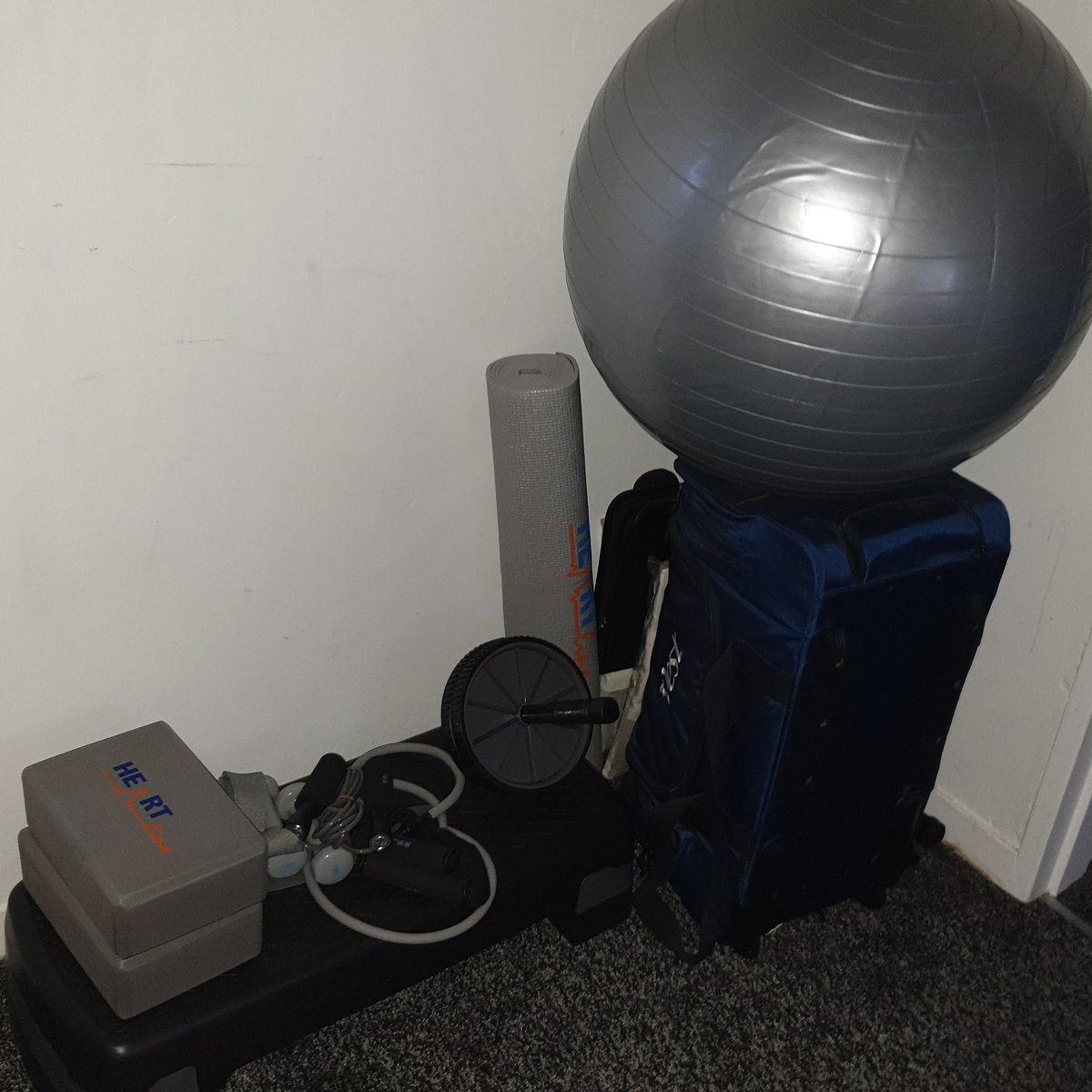 s_cystic's tweet photo. It is imperative that our CFers keep #active. It goes a long way to helping #clearthelungs #keepngfit and #gettingstrong .

Here we have an example of what we can fund for our #sussex #cffamilies 

#cysticfibrosis #strongcfwarriors https://t.co/jtm1LqfhxB