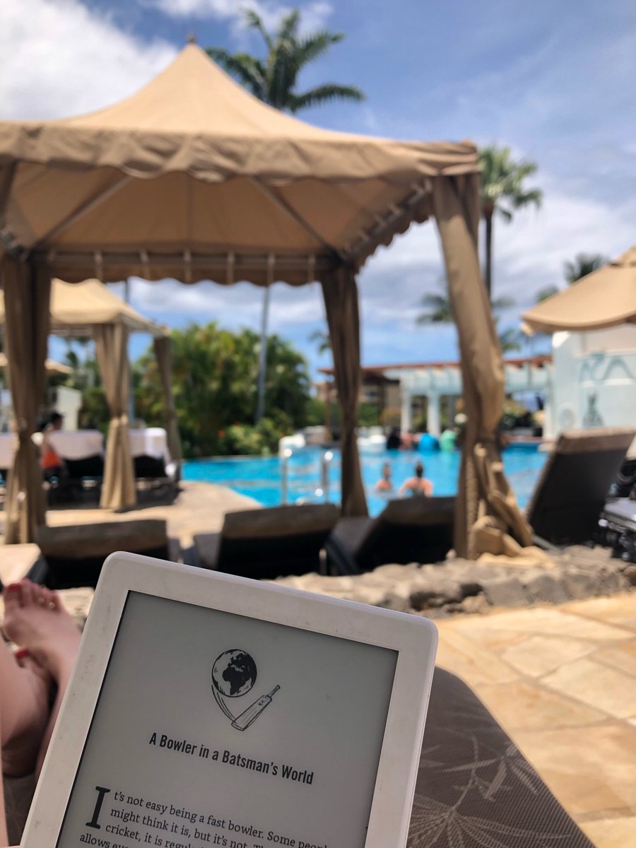 catherinelucy's tweet photo. Poolside read ready to go - cheers @jimmy9 &amp; @felixwhite #tailendersoftheworlduniteandtakeover #maui #hawaii https://t.co/98K74oa7xe