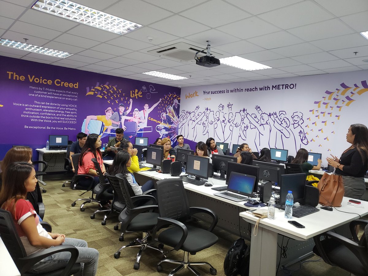 ONE_Clarktastic's tweet photo. Wave 325 New Hires on their first Day in Training πππ #NewhomeoftheCHAMPIONS #TrainingisFun #TeamofLearningExperts @Greg_MPCS @Josie_MPCS @McLovesjOh @Markjones291 @iamyourritzy @mitchville0802 https://t.co/FJWtQOBEtu