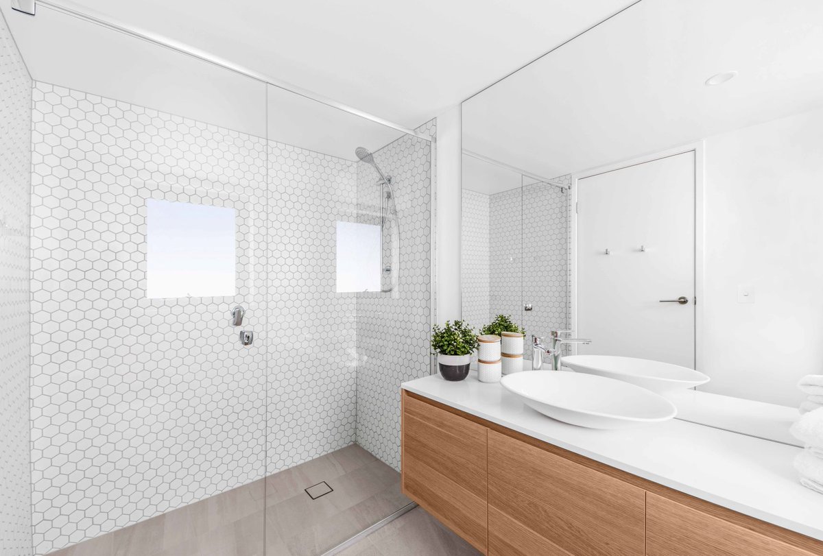 We’re pleased to announce the successful completion of the new Aspire residential development in Chermside.

Together with our client and WallaceBrice Architecture we’re pleased to deliver a new benchmark for quality apartments in Chermside.