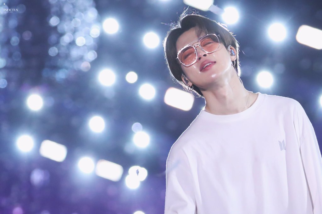 flufflingly's tweet photo. #JIMIN #지민 @BTS_twt https://t.co/sXhX08cpjd