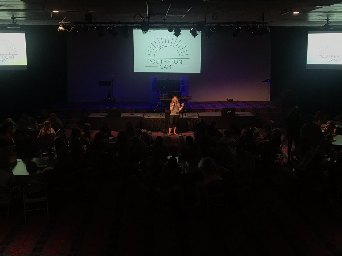 YouthfrontCamp's tweet photo. Evening gathering means lots of worship and going deeper into the story of Mary with our amazing story teller, Caroline Wells! #Session1a #YFCampLaCygne https://t.co/5Y2E3nn9Ey
