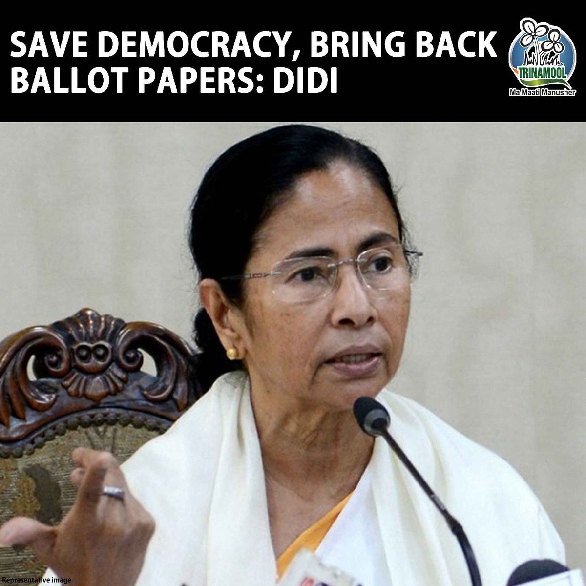 AITCofficial's tweet photo. Save democracy, bring back ballot papers: @MamataOfficial

ইভিএম এর বদলে ব্যালটে ভোট করানোর দাবিতে আন্দোলনে নামতে চলেছে তৃণমূল

Read More >> https://t.co/7hJgkysvv6 https://t.co/k6zKesD7Jm