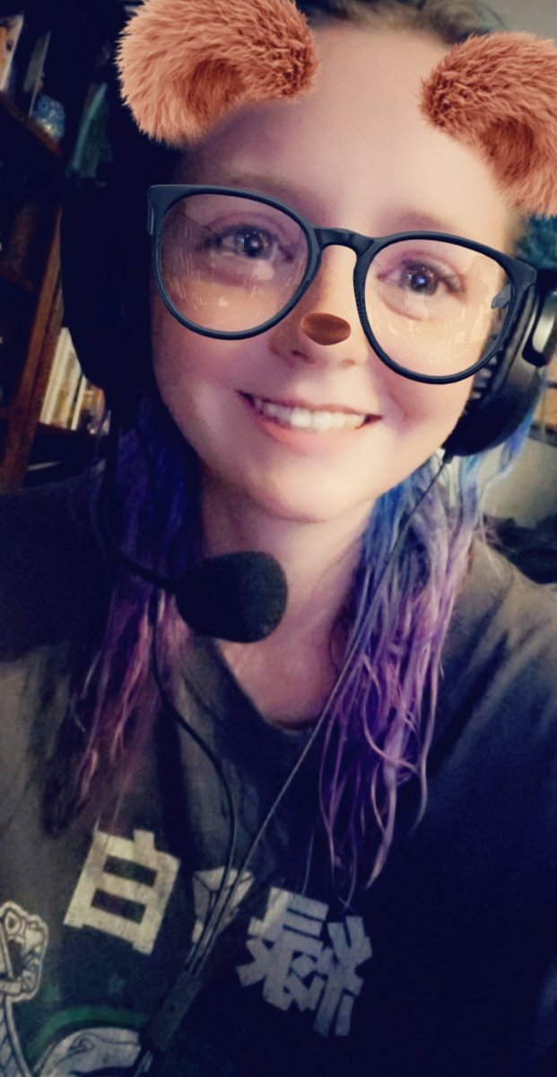 I'm back from <a href="/CamConOfficial/">CamConOfficial</a> and we'll rested! I'm taking tonight off to catch up on my MMO and some mental health time but I'll be editing all day tomorrow and hanging on Snapchat! I'll see you guys later!