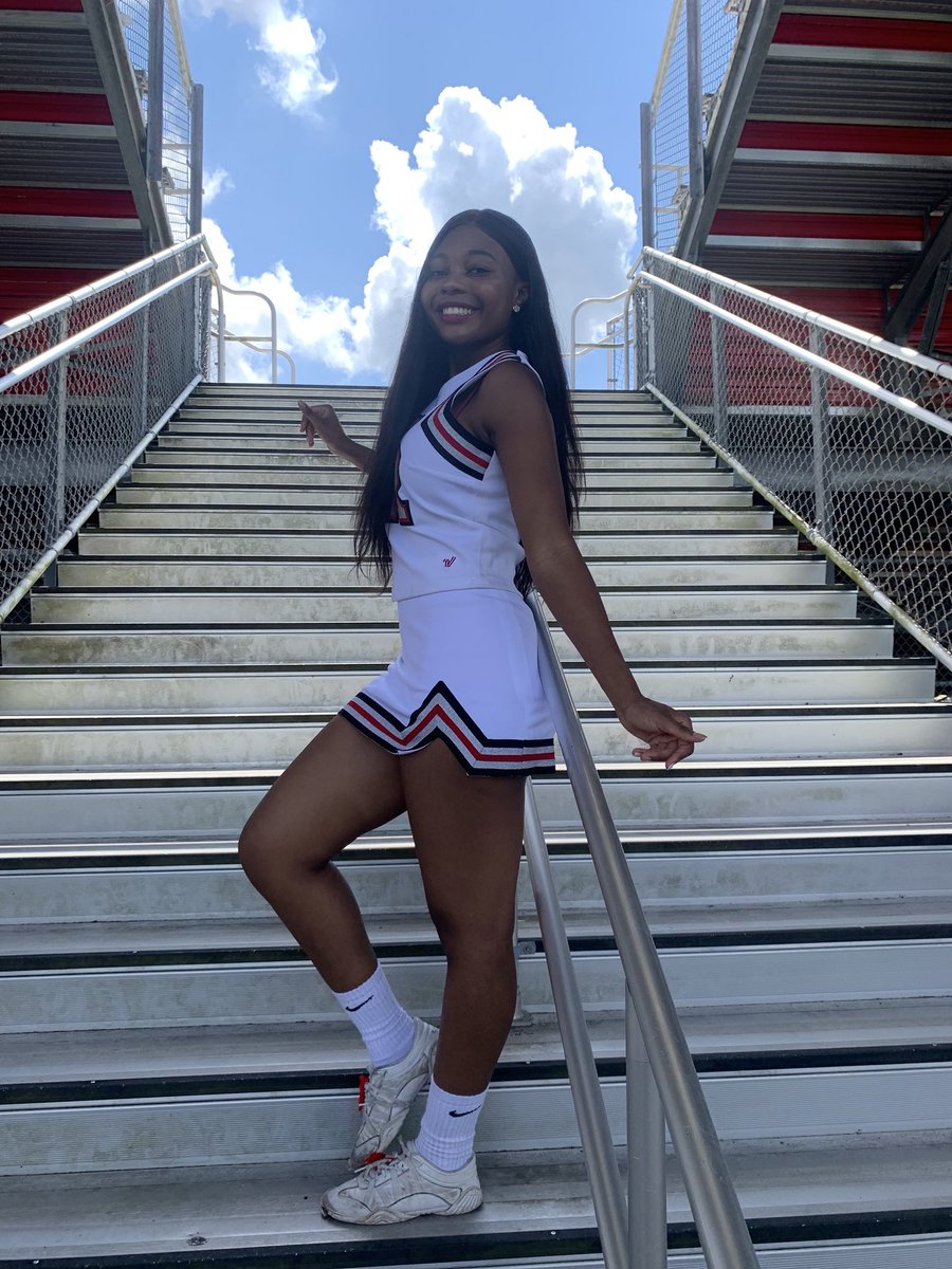 here’s to the last ride❤️ #seniorszn