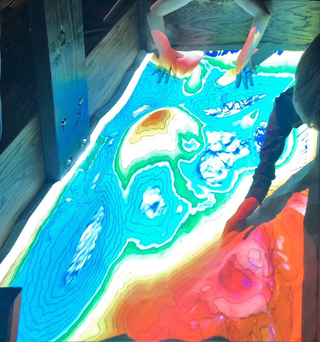 CannonJen's tweet photo. What?! Is that an AR sandbox I see? Coming to @WoodwardEagles soon! Thank you for all your hard work Mr. Pierce! #ttsdlearn https://t.co/3XiLIhtJjw