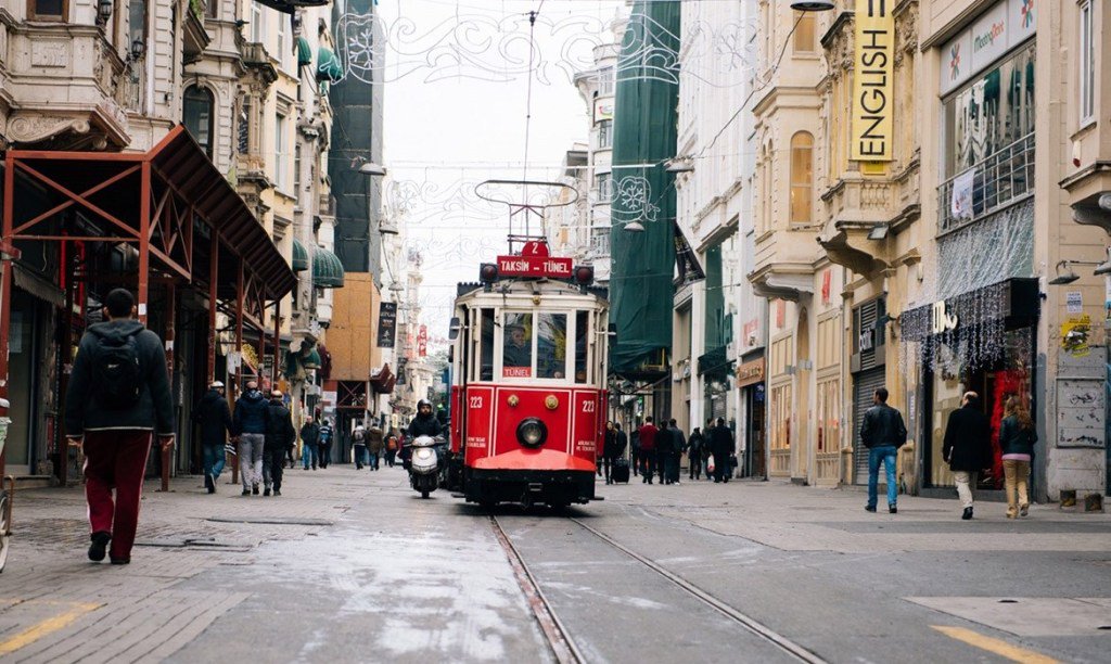 It is Time To Catch The Train recap.id/2010/08/07/it-…