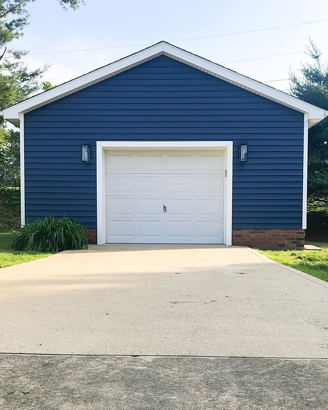 ProjectGoble's tweet photo. 🏠 Just wrapped up the sixth week of our outside house project! The guys worked today finishing up some small details and their part is officially 99% DONE!!! (Just waiting on one small update to be done once the material arrives) Cue the confetti!! 🎉
🗓 During the past week t… https://t.co/x8ZS0XVYm4
