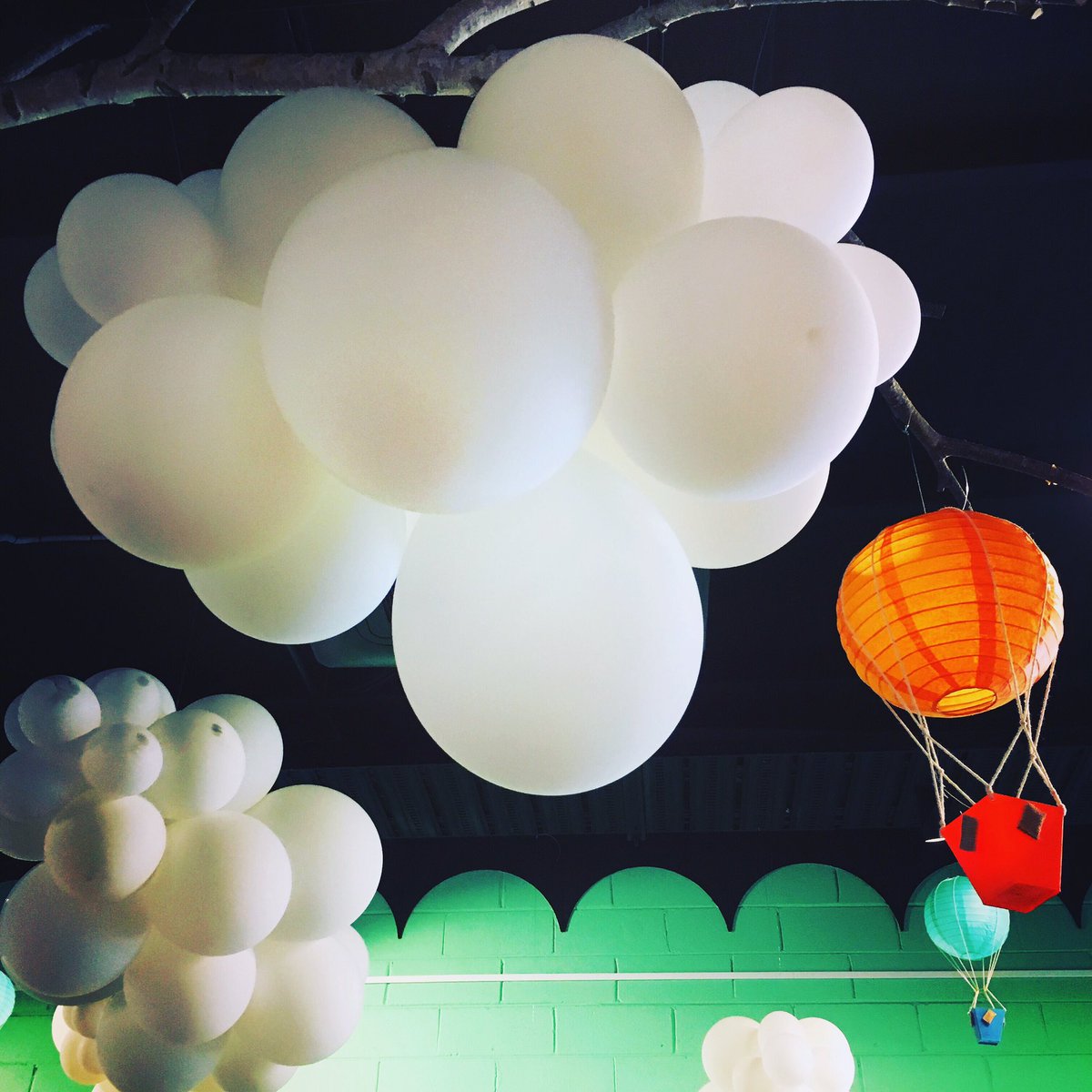 KMAllan_writer's tweet photo. Writing Prompt.
βOne more balloon and it was perfect. Now the party could begin.β
...
π· and Words by K.M. Allan.
...
#writinginspiration #pictureprompt #writingprompt #writingcommunity #cloudballoons #hotairballoons #partydecorations https://t.co/8GvauW7ouC