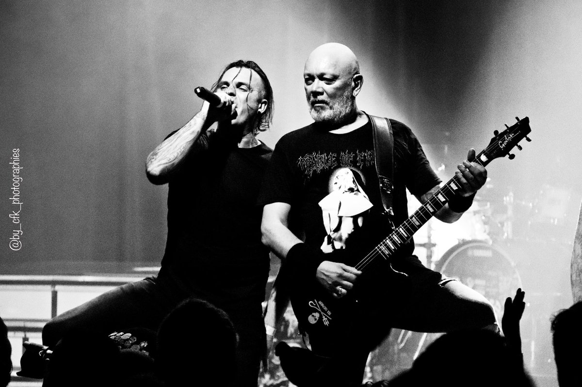 Catoune1982's tweet photo. #lebaldesenrages #tagadajones #punishyourself #nikojones #stefzen #stefburriez #vincentvx #poun #pounbba #blackbomba #blackandwhite #blackandwhitephotography #photography #liveshoot #concert #blast https://t.co/7qbsZPX1cb
