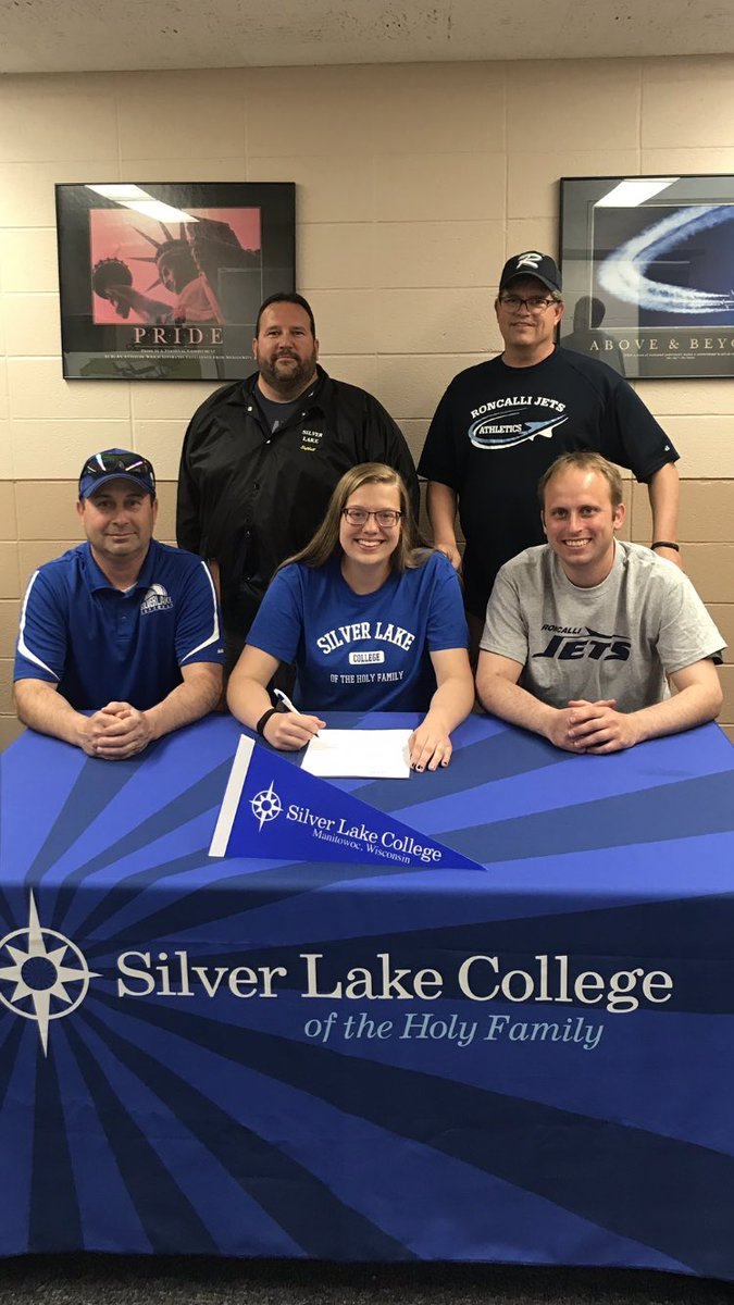 Silver Lake College Softball (SB_SLC) Twitter