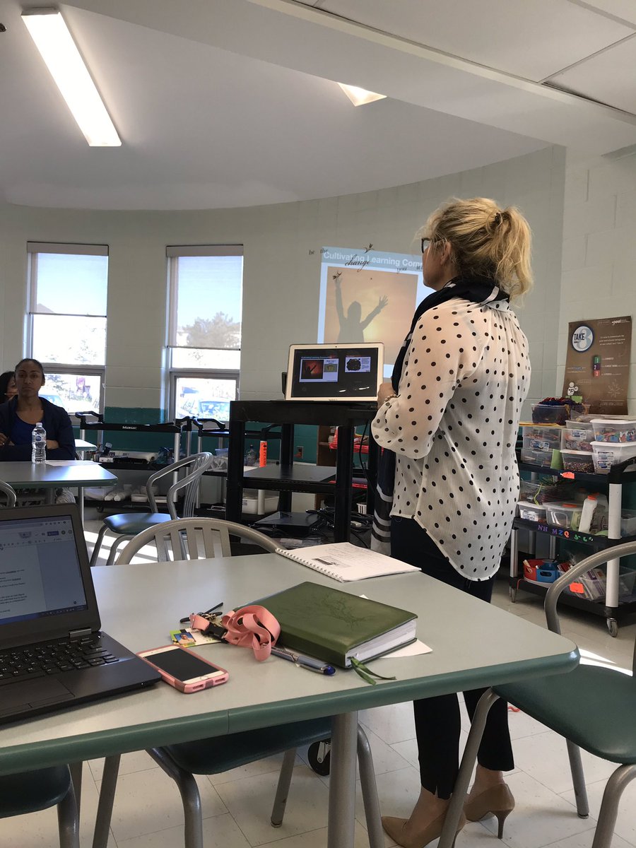AudreyRaybould's tweet image. Our parents/grandparents/guardians learning about mPower from  @jilstam at tonight’s @FernforestPS School Council meeting @pic_pdsb @tvo @ursbill @maureenasselin @PNeerja @gillgurmeet01 @joanlevert #engagemath