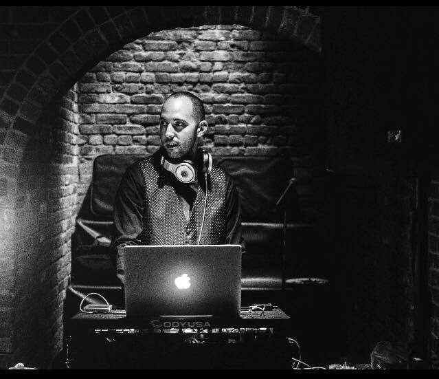 BobMarsdale's tweet photo. When I’m not doing stand up comedy, I’m running our families company, Marsdale Productions. We have been in business since 1987 DJ’ing Weddings &amp; parties. We also produce comedy fundraisers. 
Please check us out! @MP_DJs 

#weddings #NJDJ #MobileDJ #WeddingDJ #PADJ #Discjockey https://t.co/KIENe3used