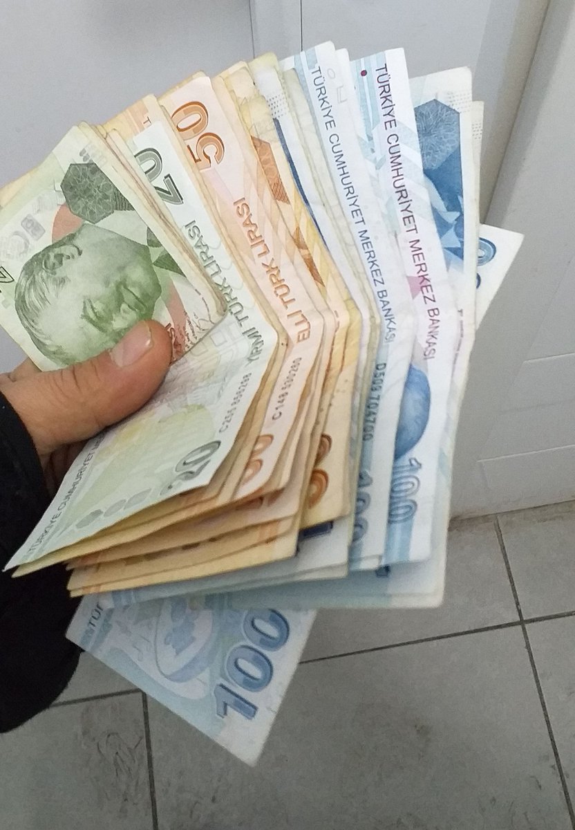 Para varsa hersey var paran yoksa ((🧐🧐hani nerdesinnn🤣🤣