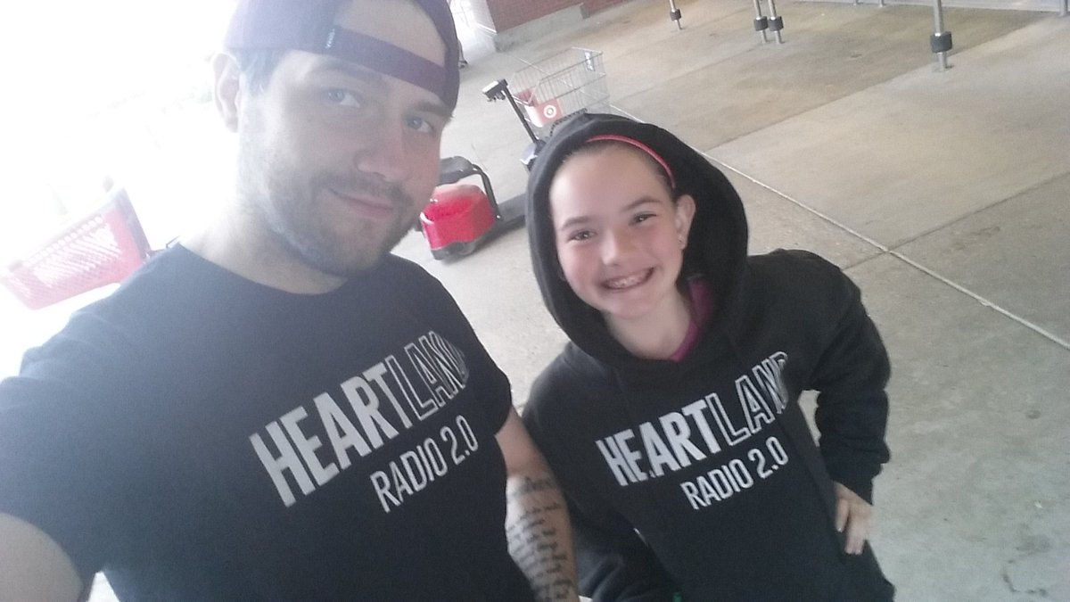 TheToneGordon's tweet photo. When you go to #target and it starts raining hard before you leave and so you give your daughter your hoodie to stay warm and she points out your tshirt is the same as the hoodie you were wearing lol #pmi #merchproblems #supportsmallbusiness #twinning
@HeartlandRadio #herewego https://t.co/otP0WpjStv
