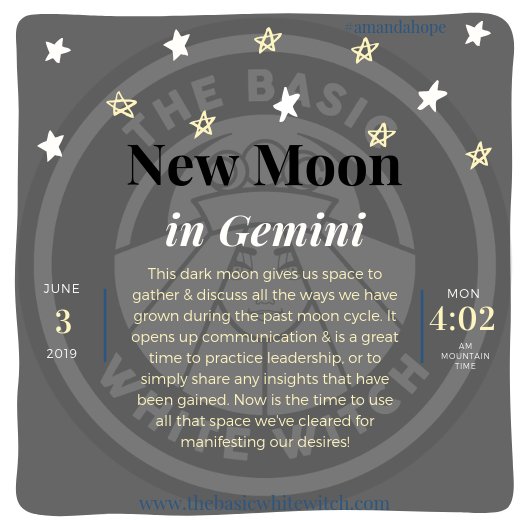 AmandaHopeTBWW's tweet photo. #NewMoon #NewMooninGemini #Gemini #darkmoon #thebasicwhitewitch #amandahope #witch #magick #intuition #witchcraft #Creatrix #love #witchywoman https://t.co/fzB6COZNKi