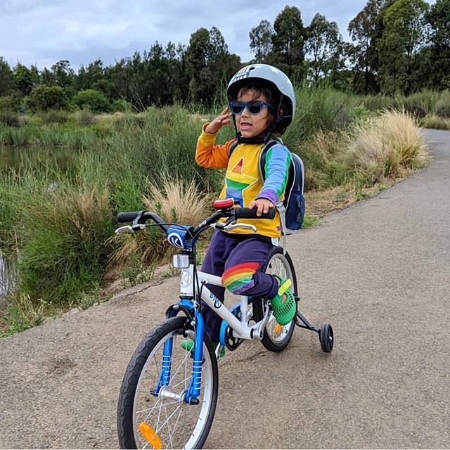TUNE_cycles's tweet photo. Drop us a DM if you're Sydney based &amp; need anything from @bykbikes.  We're local dealers and can deliver &amp; install to your home or work!  #mobilebikeshop #mobilebikerepair #cycling #staytuned #tunedbyhand #clickandfit
🚴💨..........🚐🔧👍
.
Them new b… https://t.co/6fa52ueDcr https://t.co/fLLNTAIPyd