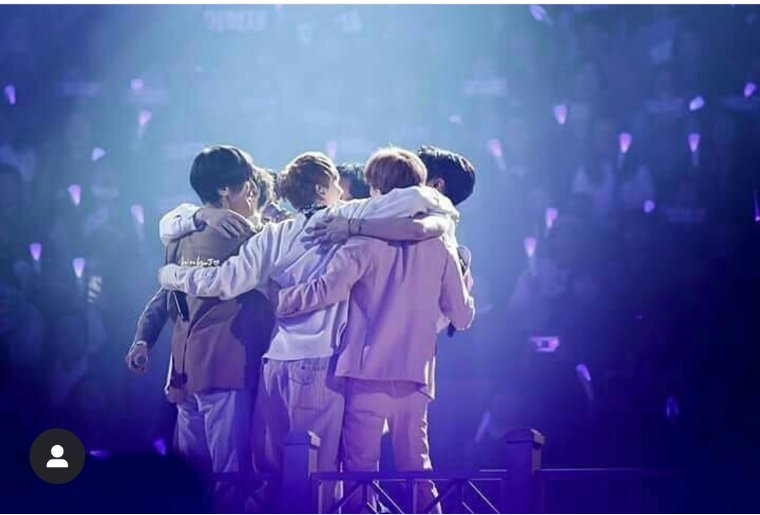 ELFintUnion's tweet photo. Sorry, for not having protected them well 😭💔

#ELFsupportwhateverSJdo @SJofficial https://t.co/9rQjPwusPu