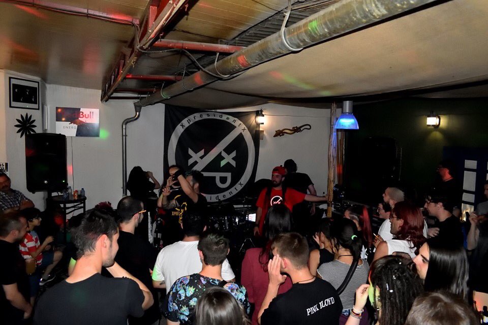FSolrock's tweet photo. Aquí un resumen de la fiesta presentación SolRock en sala Meca el pasado viernes. Como bien dice el dicho, más vale una imagen que mil palabras.  El viernes fue una gran noche.Gracias a todxs los que estuvisteis allí dándolo todo. Gracias a @XPresidentX por el pedazo de concierto https://t.co/GadvWK7s2X