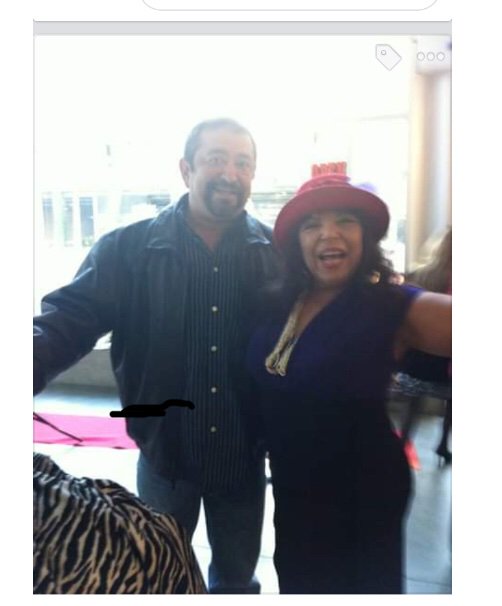 SheilaofDJungle's tweet photo. Who’s Going to See “Papi Chulo” opening weekend? I am.
#PapiChulo #Supporting #SupportingAlexPatiño #AFriendOfOld #HappyForHisSuccess 👏
#WilshireAndFairfax #ImNotAnUber #InsideJoke #AFunAyAyAy 🙂 https://t.co/lz4K1fViR3