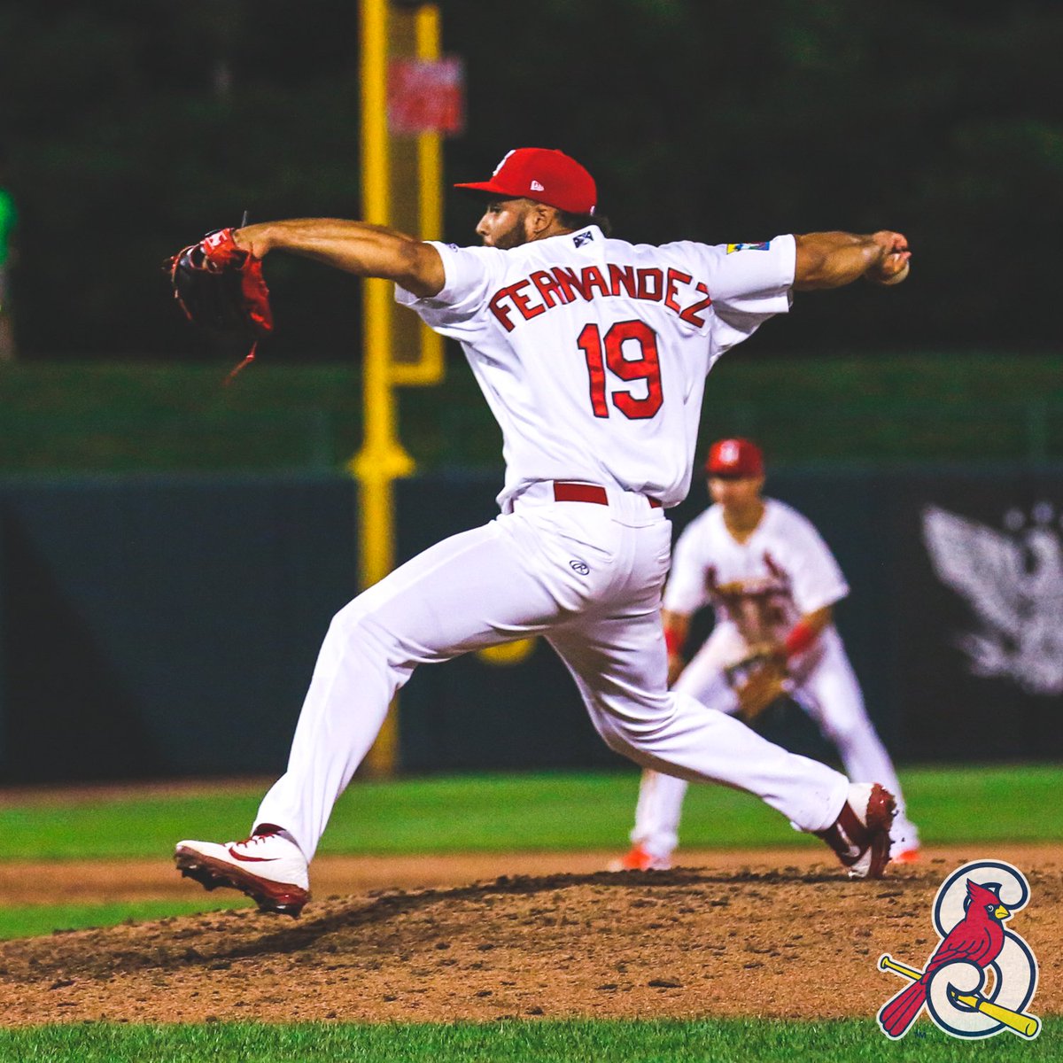 ozkspringbirds's tweet photo. One team. The two best performers in the system for May. 👑

@Cardinals MiLB Player of the Month: @DCarls_06!
@Cardinals MiLB Pitcher of the Month: @Jfernandez0302!

Dylan 🔥➡️ (.304 AVG, 21 R, 17 RBI, 13 XBH)
Junior 🔥➡️ (10 G, 1.02 ERA, 24 SO, 2 SV)

#SGFCards | #RockYourRED https://t.co/sgxC8Ok0vg