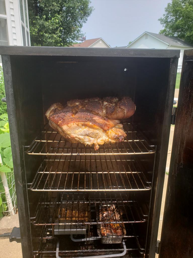 INSAN1TYGH0ST's tweet photo. @KiloSpartan you hungry https://t.co/spwRdqG5hC