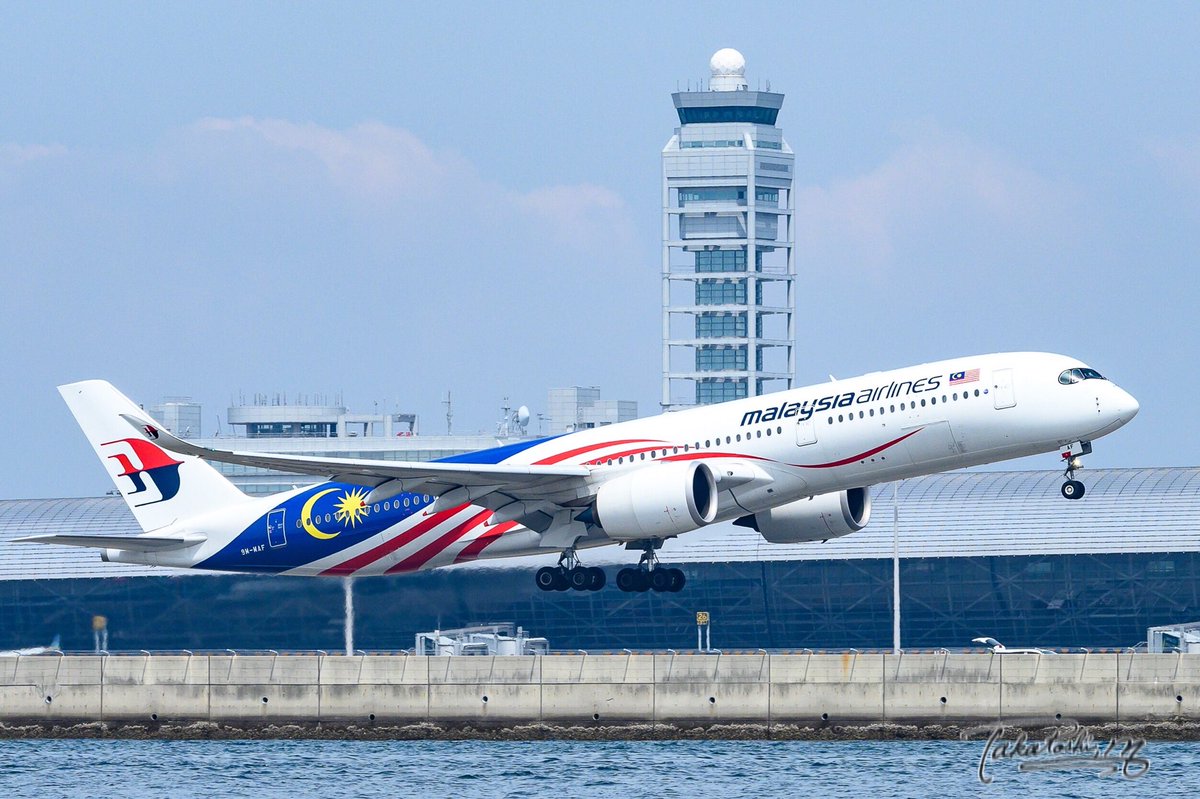 One_21_Love's tweet photo. GM🌅

MH  A359

2019.06.01撮影

kansai International Airport KIX/RJBB
#kix #malaysiaairlines #mh #airbus #a359 #flymh https://t.co/gTLVd06GvG