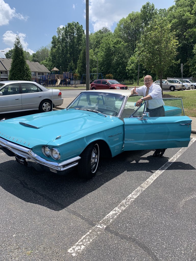 RonelleA1's tweet photo. Vrrrooom...

#classiccars https://t.co/mc4xvz0sFa