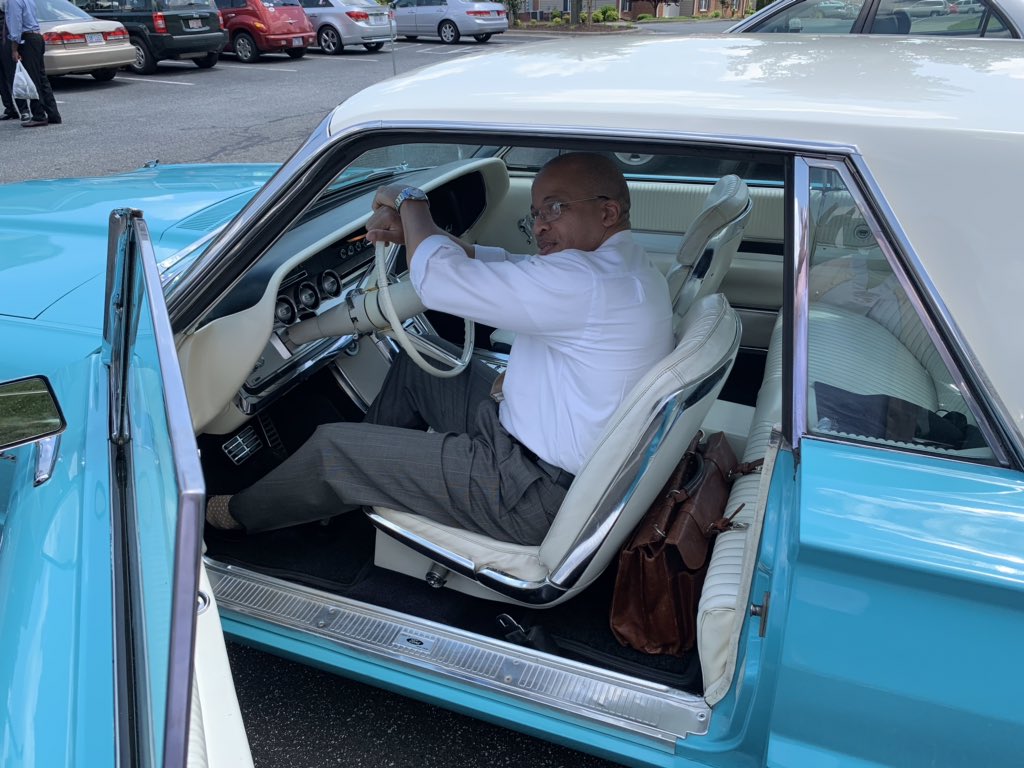 RonelleA1's tweet photo. Vrrrooom...

#classiccars https://t.co/mc4xvz0sFa