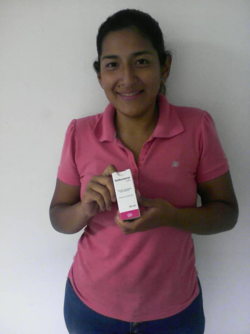 fqresvida's tweet photo. En esta oportunidad le presentamos a Jennifer a quien le hacemos entrega de Salbutamol para su pequeña de solo 7 meses y ella a cambio nos regala una dulce sonrisa, lo único q pedimos a cambio y así hacer la diferencia. 
#Únete #Apoya #SeguimosAyudando
#SOSFqVenezuela https://t.co/5oZgQO8dp7