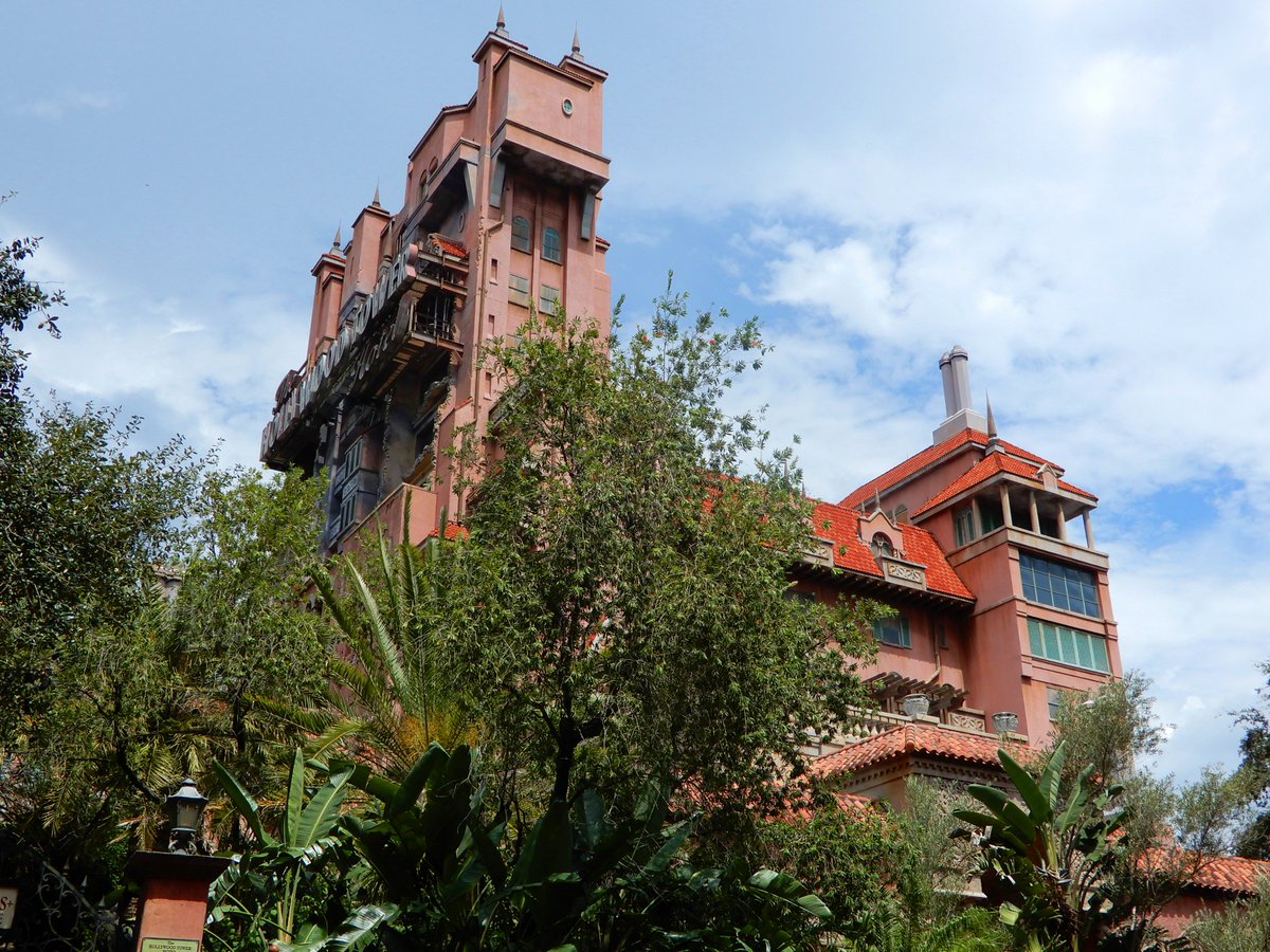 PlanningOrlando's tweet photo. Las atracciones mas altas de Orlando, y una curiosidad sobre los 61 metros máximos en las atracciones de Disney y Universal:
https://t.co/rRpFeXjtDa

#WDW #UniversalOrlando  #PlanearOrlando #PlanificarOrlando https://t.co/n0KFjFB0oQ