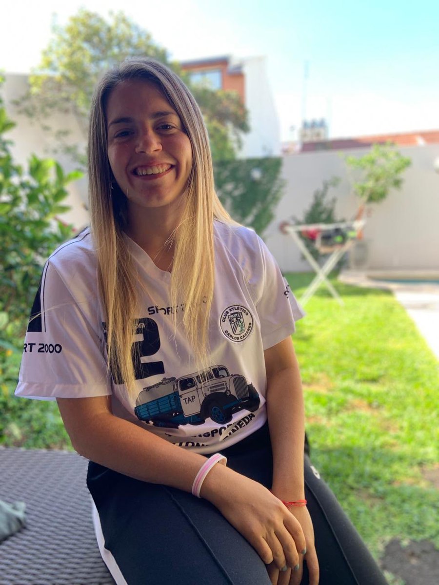 AtleticoFf's tweet photo. Este gran gesto de solidaridad sin dudas nos impulsa a seguir trabajando y mejorando, por qué son actos que salen del corazón y con el objetivo de ayudar. Decir gracias por regalar tu Colección de botines, canilleras y medias es poco @CamuGomezAres felices y muy emocionadas  ❤️ https://t.co/DIKOMkkFH3