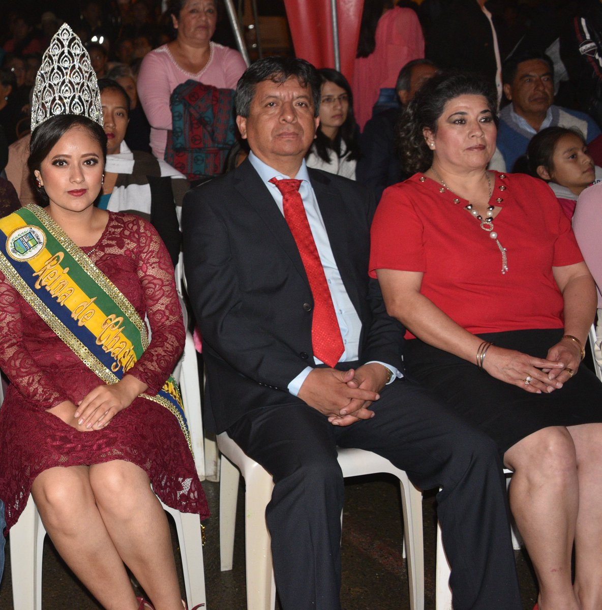 #HOMENAJE A todas las madrecitas del cantón Chaguarpamba desde la plazoleta Miraflores #PorUnChaguarpambaUnidoYProspero 
<a href="/ChaguarpambaGAD/">GAD Chaguarpamba</a> <a href="/prefecturaLoja/">Prefectura de Loja</a> #GadOlmedo