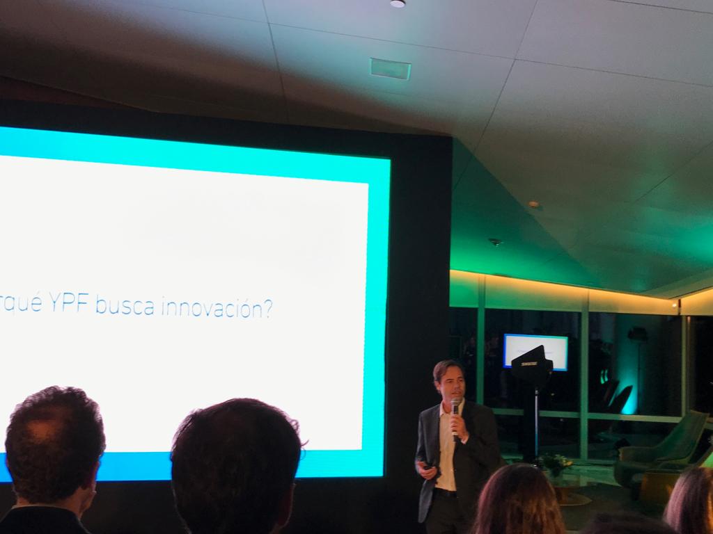 Arcap_'s tweet photo. 👉 Hoy se lanzó YPF Ventures, el fondo de inversión de @YPFoficial, con la presentación de Miguel Gutierrez, Sergio Giorgi y @tomasoc #CorporateVentureCapital #EcosistemaARCAP #Inversion #Argentina 🇦🇷 https://t.co/s91zjqWC4a