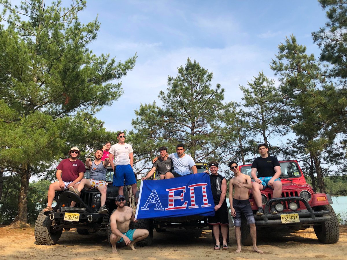 Rowan_AEPi tweet media