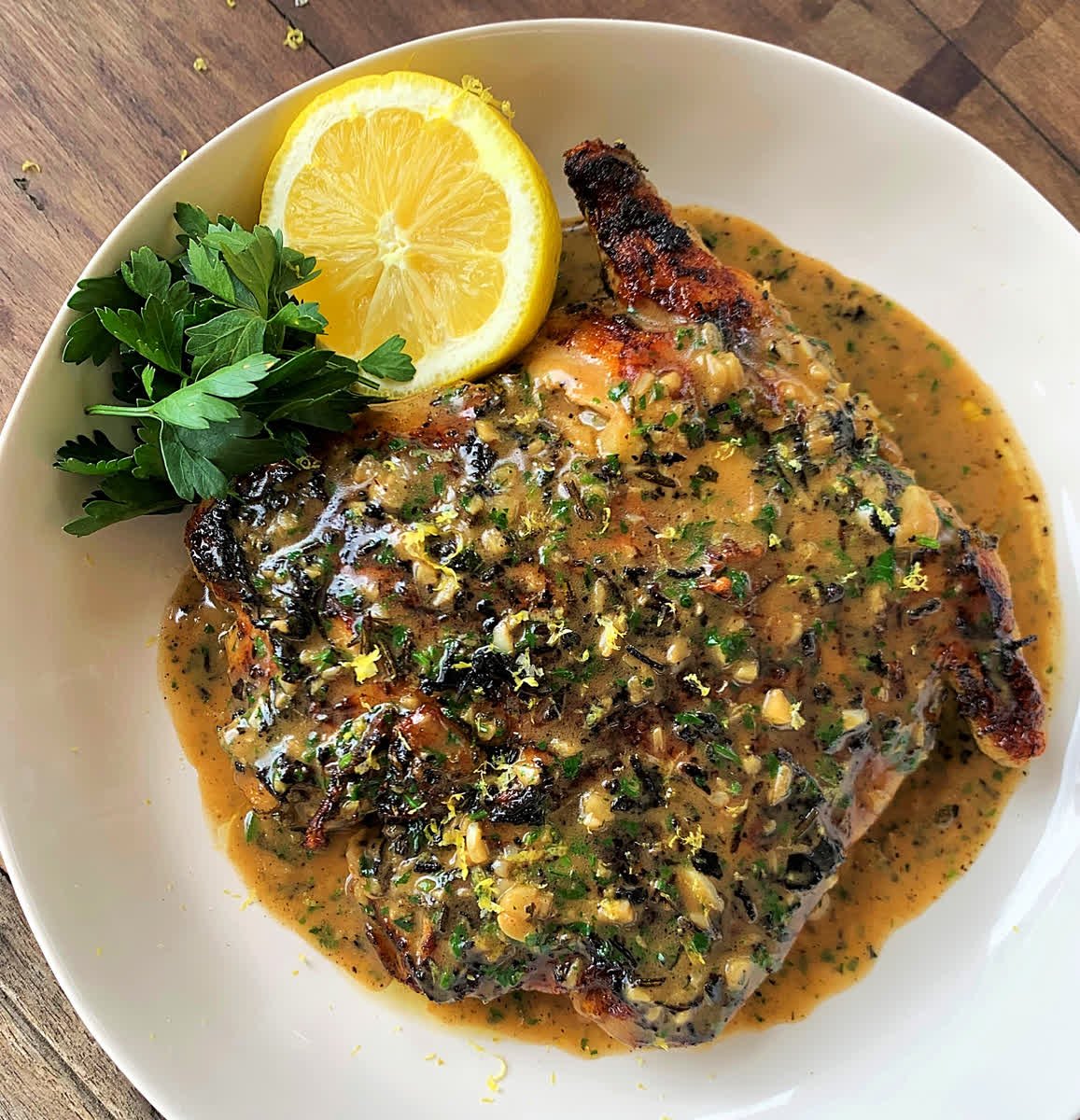 fabioviviani's tweet photo. This delicious Brick Chicken with an amazing Garlic Herb Sauce is coming to @BarVeronaCommerce THIS MONTH !! 😎🙌
🔜 GRAND OPENING is Sunday, June 30th! Book a table via email at reservations@barverona.com!!
#GrandOpening #DetroitFoodies #BarVerona #BrickChicken https://t.co/3SP3xazXuS