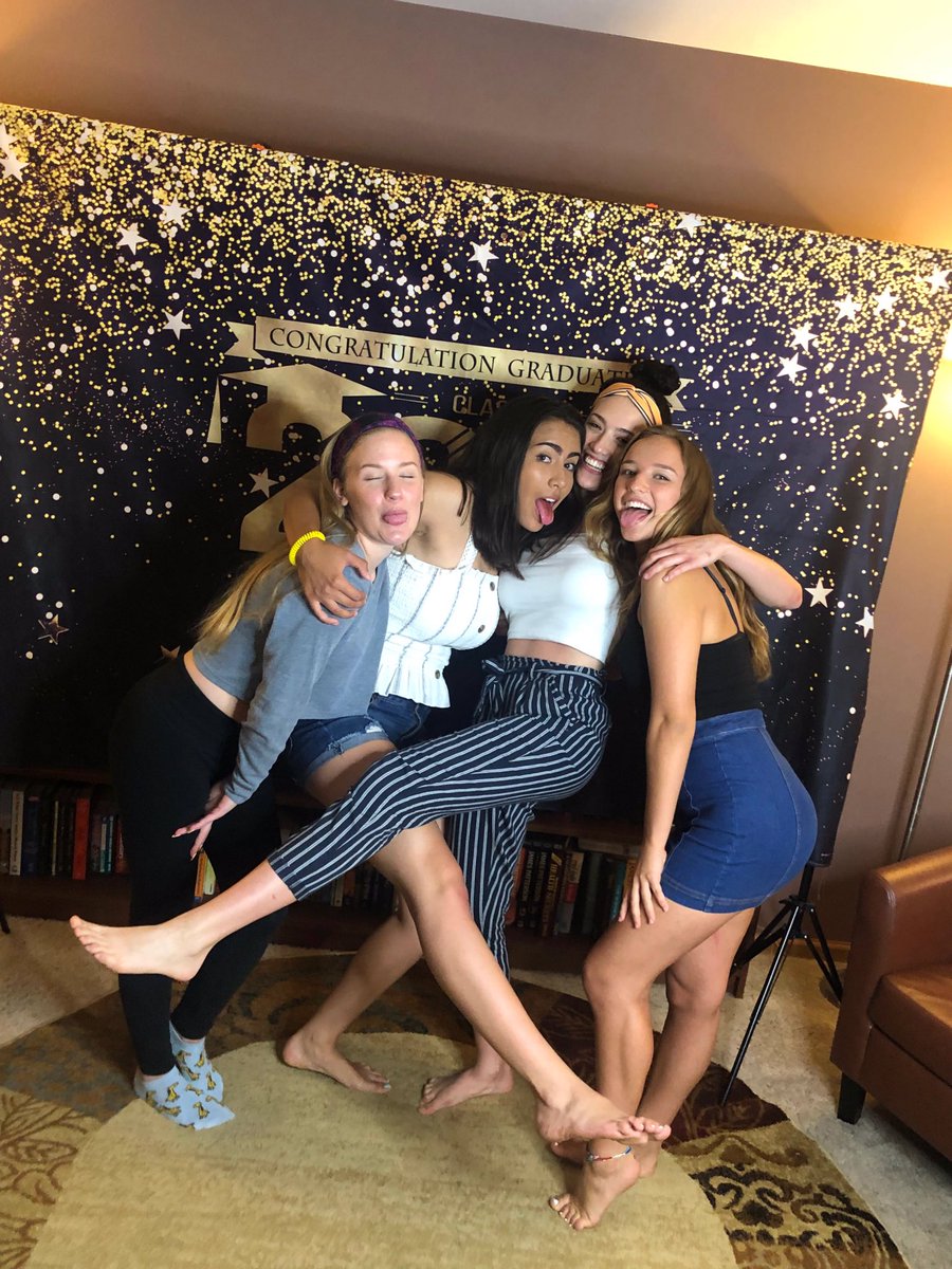 Mseper4's tweet photo. message to my girls: love you 3000 :’-) https://t.co/mPH05oidpW