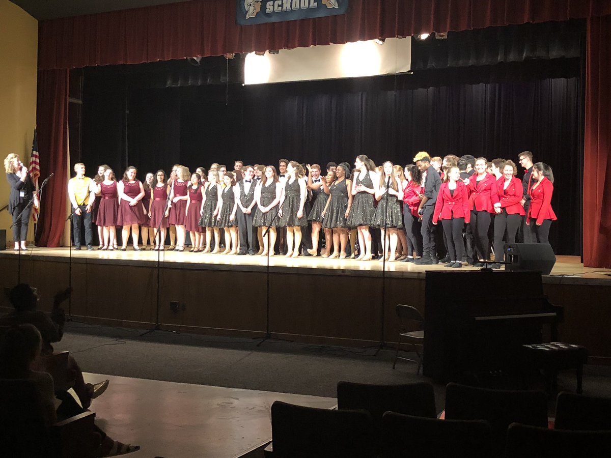 Thank you so much @gchschoir ! We had a blast! Great job @PCSDSchools show choir!! #showchoirshowcase2019