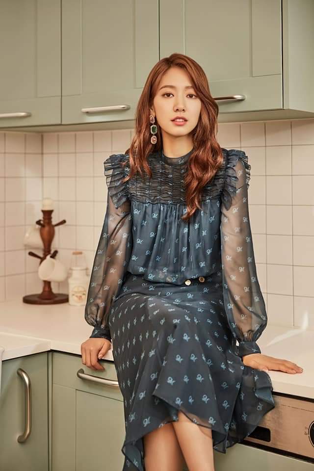 PSH_SPORE's tweet image. Shinhye for MOJOSPHINE #ParkShinHye #박신혜 #朴信惠 #パク・シネ