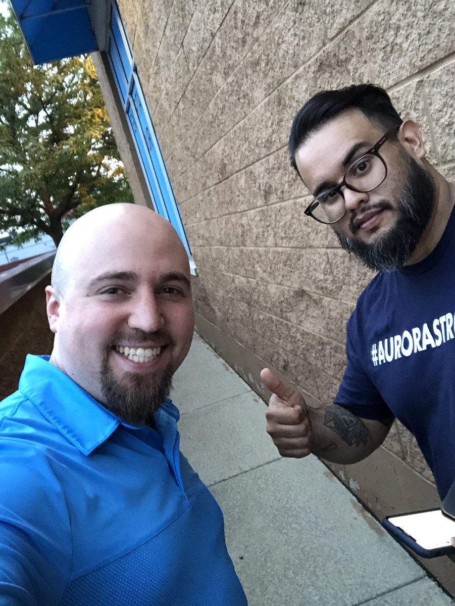 itsthejmow's tweet photo. Raul helps signup another first responder for Firstnet! The Aurora Store is now on a 4 day streak of successfully empowering first responders with Firstnet! #FirstNetSubscriberPaid #WeAreGLM #IntegratedWARRIORS #ATTImpact @michelemadigan7 @joe_boxer44 @TomMonahan10 @fjdevereux https://t.co/dh2ePTWWvb