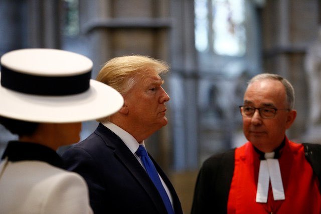 jdj9930's tweet photo. Donald Trump must go! All he had to do was smile and pretend he was interested. It’s not hard! Instead Trump frowned and showed complete disrespect and boredom to our biggest Ally! #bbcnews #HeisEmbarrassingUsAgain #JaredKushner #StateBanquet #RoyalFamily #EnglandHatesTrump https://t.co/O3XJkx0SyJ