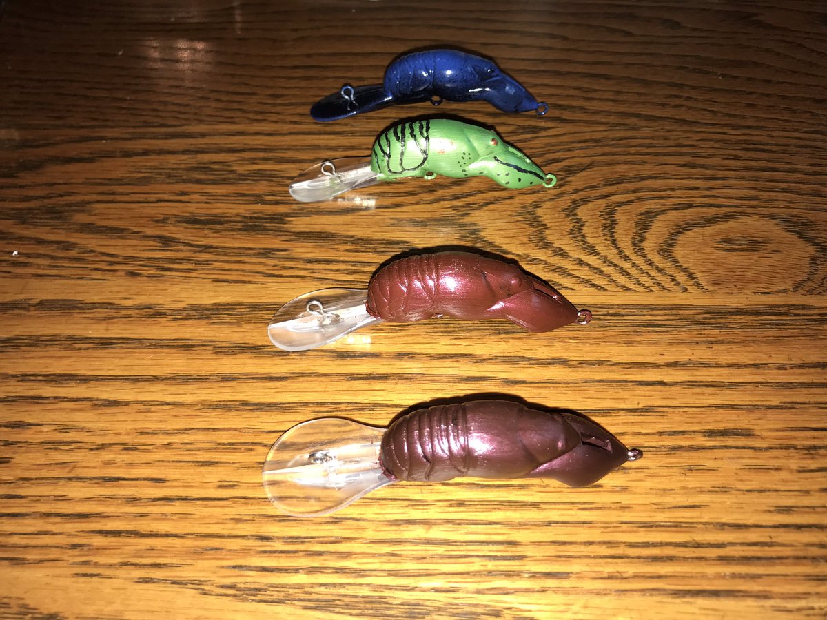 fight_rachel's tweet photo. With Crawdad season here Iโve been working on some metallic crawdads. They just need hooks and a permanent clear coat ๐ฃ๐ฅ๐ฆ#Fishings #Crawdads #Lures https://t.co/nsjXyCK6zB