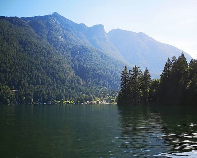 Kawkawa Lake
.
#bclandscapes #beautifulbc #beautifulbritishcolumbia #bc #britishcolumbia #bcisbeautiful #canada #canadian #imagesofcanada #Canada_pic #lifeoutdoors #lifeincanada #thecanadiancollective #canadiancollective  #greatnorthcollective #canadianc… bit.ly/2IkrBrO