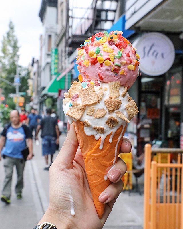 StaxIceCream's tweet photo. Count the memories not the calories 🍦 #staxicecream https://t.co/oxLIolOHAR https://t.co/E0UPCBMjgH