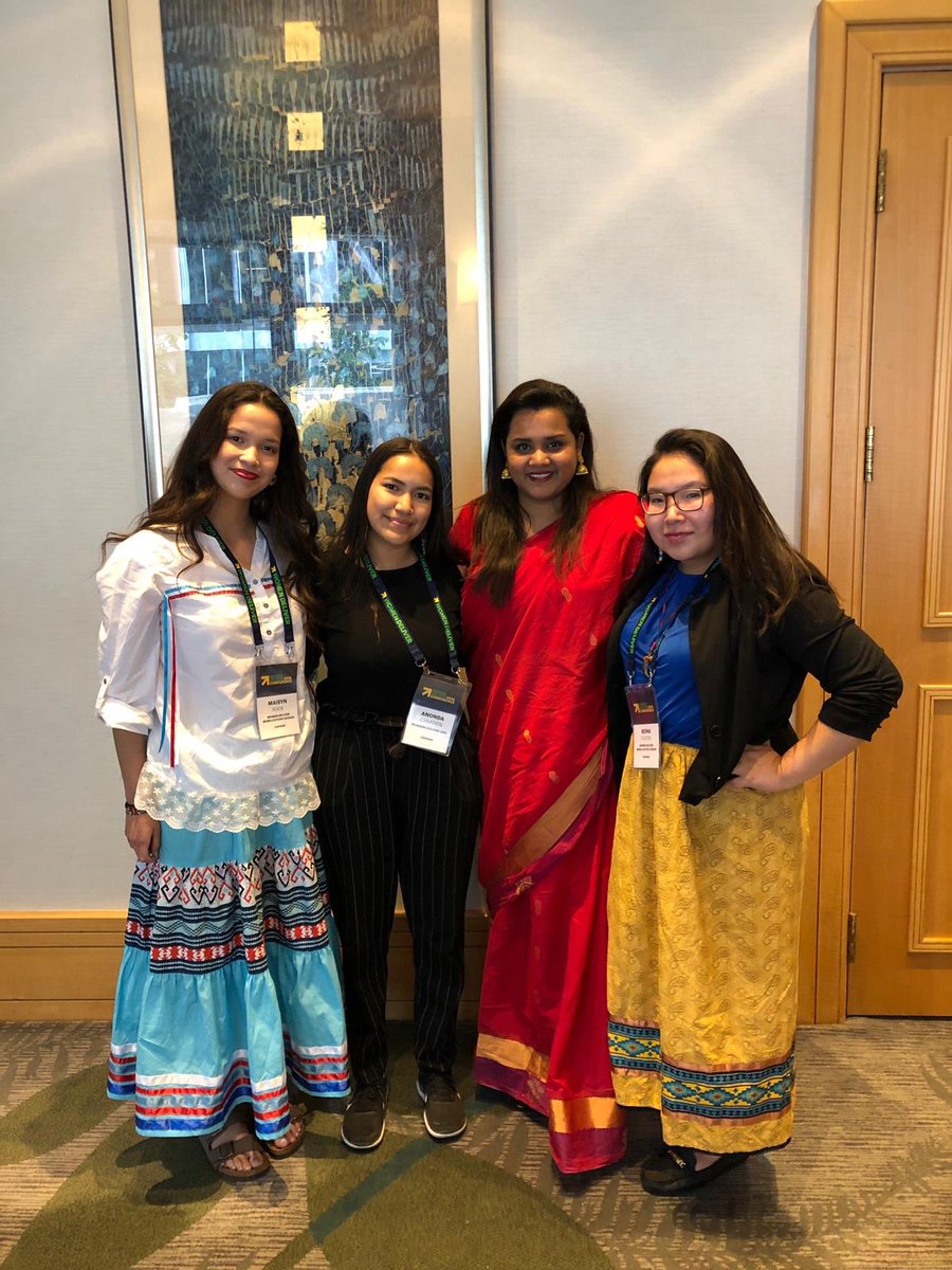 UNYouthAffairs's tweet photo. Happy to meet with young indigeneous women attending #WD2019 and learn about their incredible work @UNGIYC. 🙌🏻 Here’s to leaving no one behind in progress and change! 🎉 #WD2019 https://t.co/3ckhGNrqDT