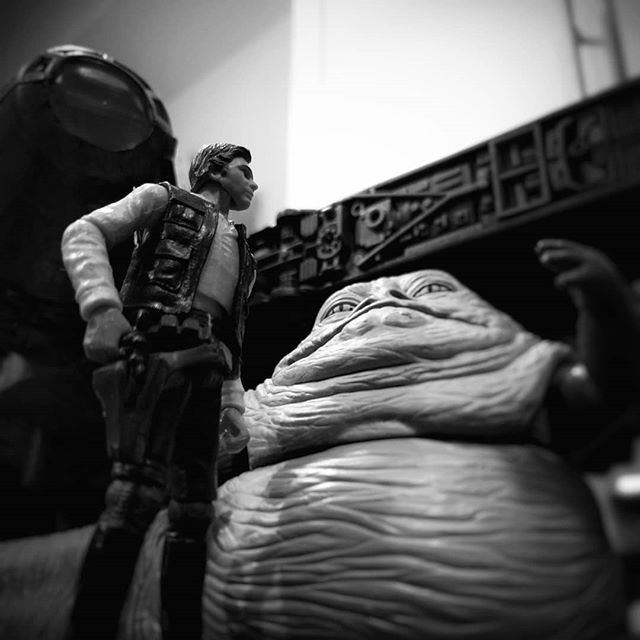 elbonius's tweet photo. What's deeper than the bantha poodoo Jabba and Han shovel? My Star Wars Episode IX theories! Hear me discuss my favorite theories with the guys @justpodcast wherever good podcasts are heard!
#hehashalfhishands #starwars #justpodcasting #everylightbringso… https://t.co/E4WB1y6JKQ https://t.co/NhSwONl0mD