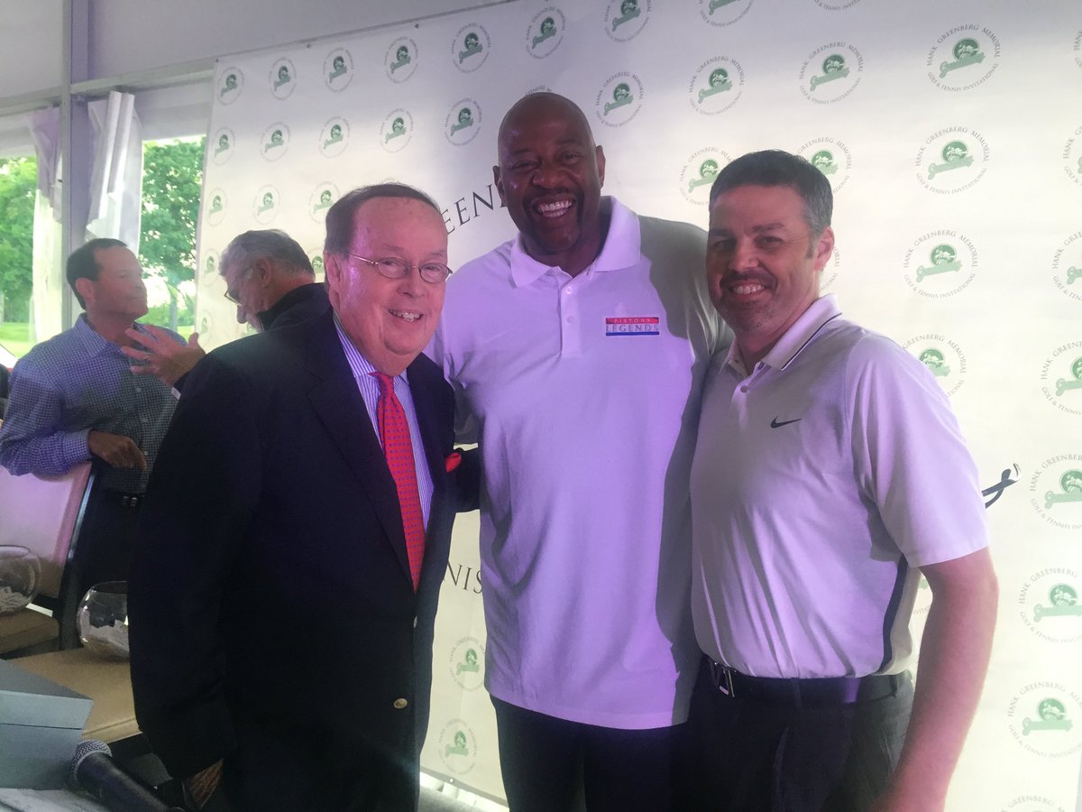 EarlTheTwirl's tweet photo. Another year at the Hank Greenberg Memorial Golf & Tennis Invitational! Congrats to George #Blaha for his Excellence in Media Award, Jack Morris for being honored and Kevin Grigg for his big hole in one! #CountThatBaby #MotorOn #DetroitBasketball https://t.co/IPBzBwsk99