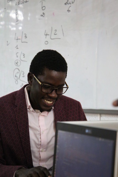 MbackeMbaye0102's tweet image. Les codes, une passion 
#CodingForBetterLife
#TeamDevWebSa
@AcademySonatel