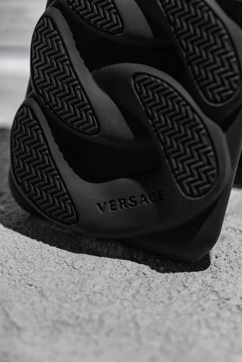 versace chain reaction sole